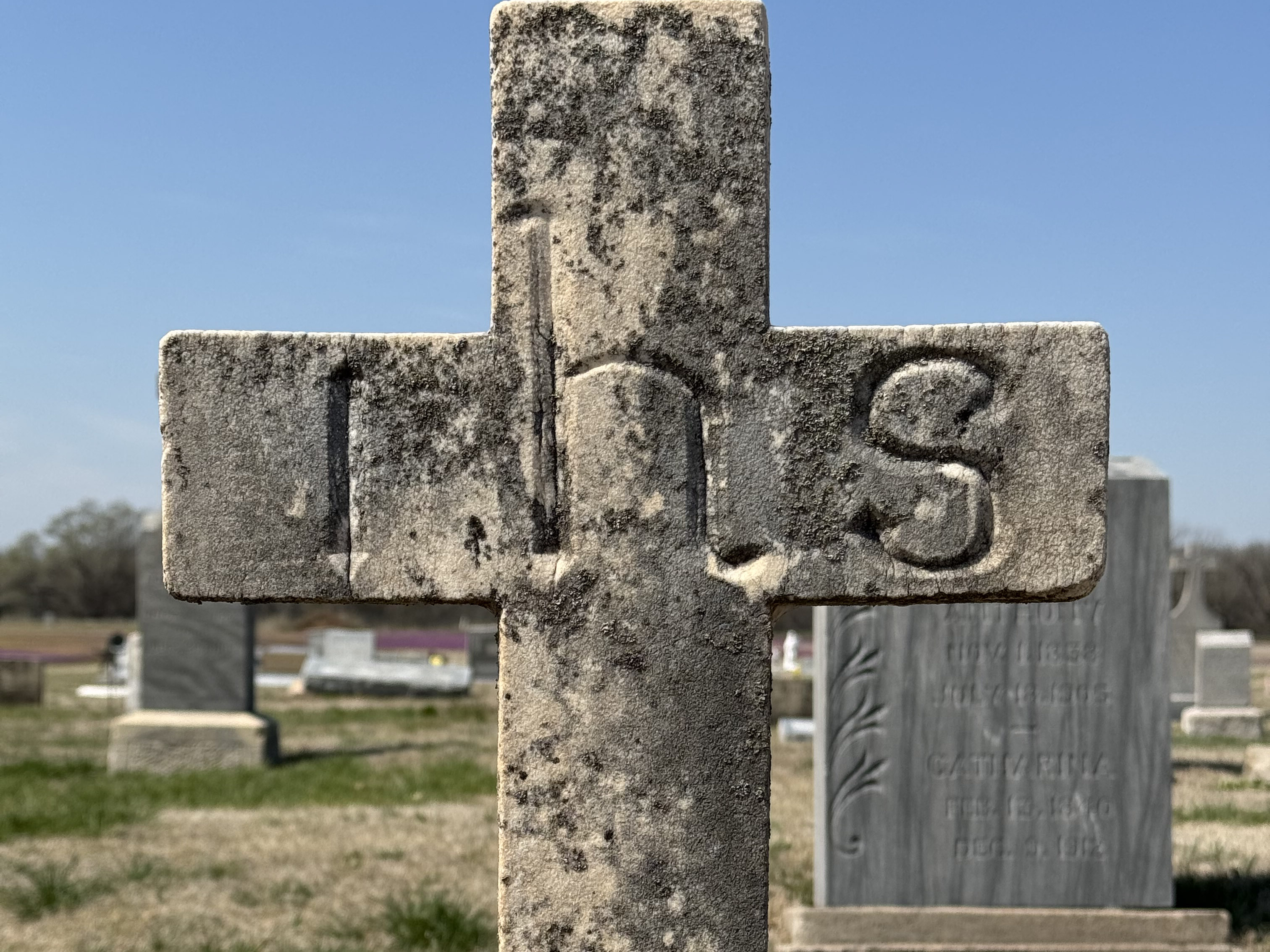 Gravestone Symbols of the Great Plains: IHS/JHS